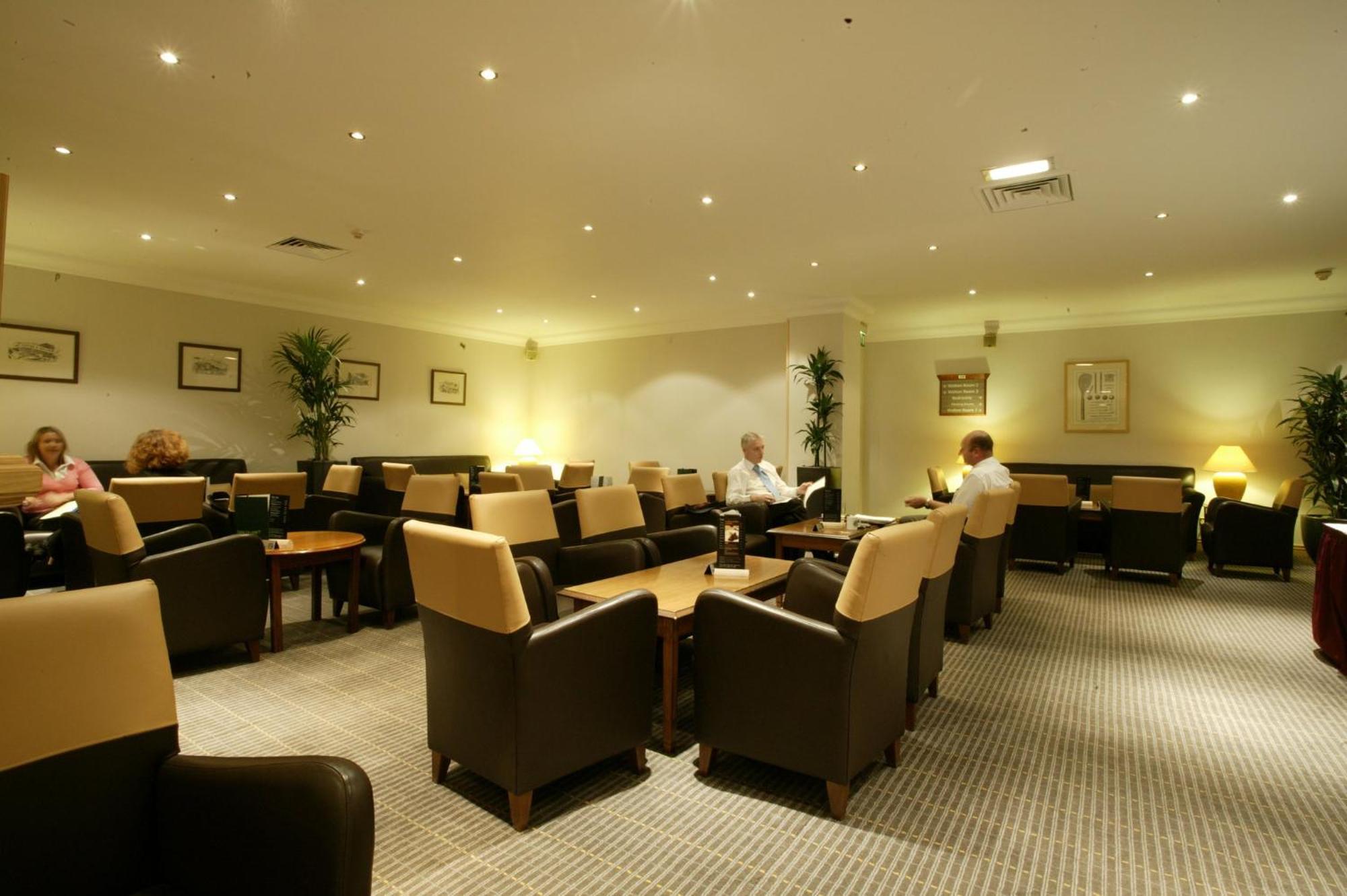 Holiday Inn Leeds-Wakefield M1 Jct40, An Ihg Hotel Kültér fotó